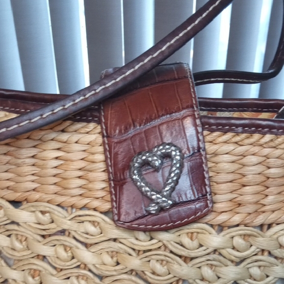 Brighton Natural Jute Raffia Tan and Brown Shoulder Bag With Heart Charm - Picture 2 of 7